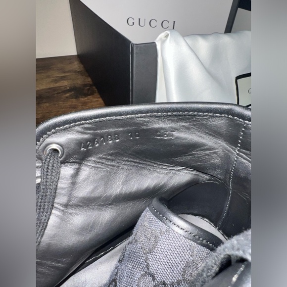 Gucci Sneakers (High-top) - Picture 9 of 11